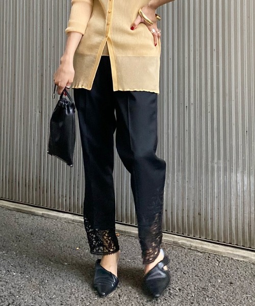 Ameri（アメリ）の「HEM LACE TAPERED PANTS（スラックス・レディース・ブラック/ブラウン・SMALL/MEDIUM）」の19枚目の写真