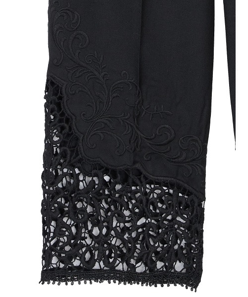 Ameri（アメリ）の「HEM LACE TAPERED PANTS（スラックス）」 - WEAR