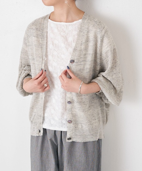 BEARDSLEY(ビアズリー)の「リネンカーディガン(カーディガン/ボレロ・レディース・ベージュ/グレー・FREE)」の7枚目の写真