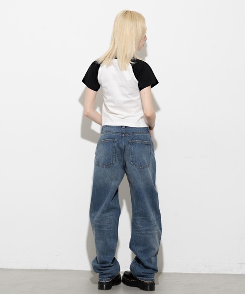 X-girl（エックスガール）の「Playboy × X-girl RAGLAN SLEEVE BABY TEE（Tシャツ/カットソー・レディース・ライトブルー/ホワイト/ブラック・M/S）」の9枚目の写真