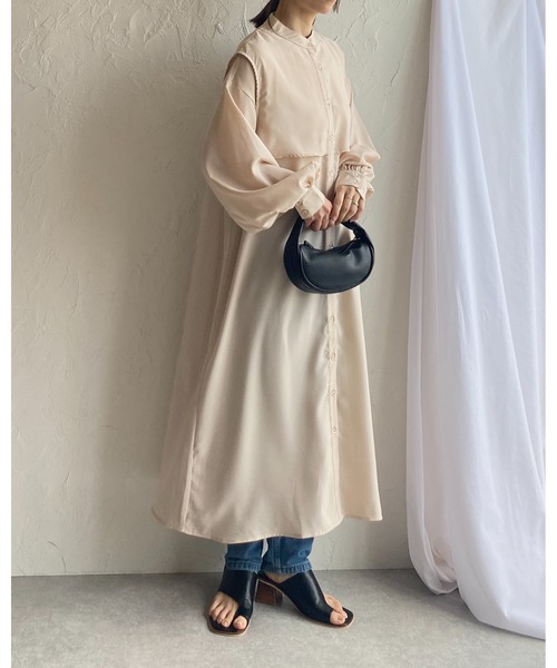 She's Closet(シーズクローゼット)の「バンドカラーボリュームスリーブ長袖ケープロングシャツワンピース(シャツワンピース・レディース・ホワイト/ベージュ/グリーン・FREE)」の9枚目の写真