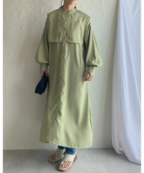 She's Closet(シーズクローゼット)の「バンドカラーボリュームスリーブ長袖ケープロングシャツワンピース(シャツワンピース・レディース・ホワイト/ベージュ/グリーン・FREE)」の10枚目の写真