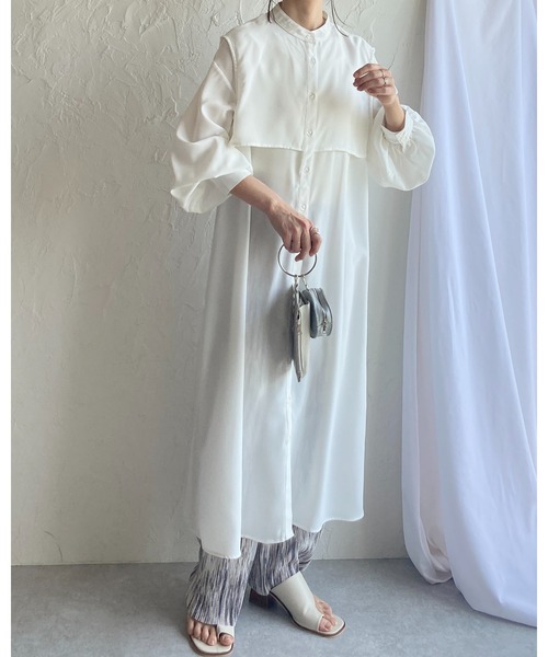 She's Closet(シーズクローゼット)の「バンドカラーボリュームスリーブ長袖ケープロングシャツワンピース(シャツワンピース・レディース・ホワイト/ベージュ/グリーン・FREE)」の11枚目の写真