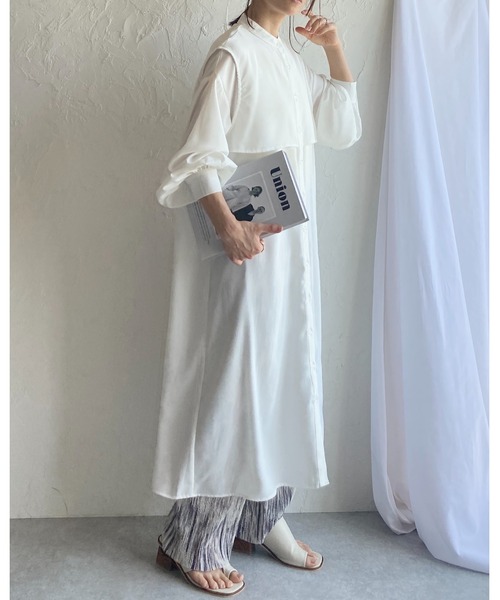 She's Closet(シーズクローゼット)の「バンドカラーボリュームスリーブ長袖ケープロングシャツワンピース(シャツワンピース・レディース・ホワイト/ベージュ/グリーン・FREE)」の13枚目の写真