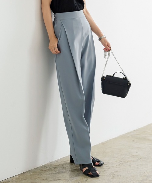 KOBE LETTUCE（コウベレタス）の「フロントタックストレートパンツ（スラックス・レディース・ホワイト/グレイッシュベージュ/ブラック/グレー系/チャコール・PM/M/MEDIUM/TALL）」の5枚目の写真