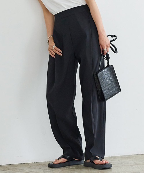 KOBE LETTUCE（コウベレタス）の「フロントタックストレートパンツ（スラックス・レディース・ホワイト/グレイッシュベージュ/ブラック/グレー系/チャコール・PM/M/MEDIUM/TALL）」の3枚目の写真