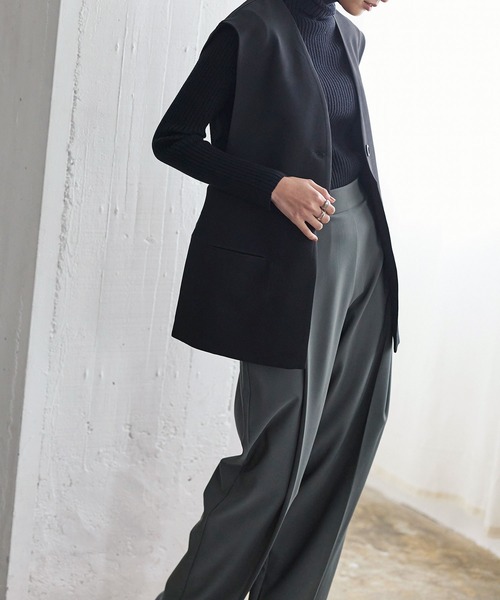 KOBE LETTUCE（コウベレタス）の「フロントタックストレートパンツ（スラックス・レディース・ホワイト/グレイッシュベージュ/ブラック/グレー系/チャコール・PM/M/MEDIUM/TALL）」の21枚目の写真