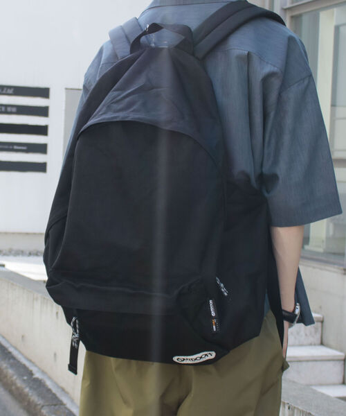 OUTDOOR PRODUCTS（アウトドアプロダクツ）の「【OUTDOOR PRODUCTS/アウトドアプロダクツ】GIANT ナイロンデイパック 57.2L（バックパック/リュック・メンズ・ブラック/グレー・FREE）」の8枚目の写真