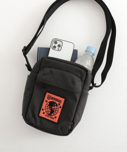 UNIVERSAL OVERALL（ユニバーサルオーバーオール）の「【UNIVERSAL OVERALL/ユニバーサルオーバーオール】Suare shoulder（ショルダーバッグ・メンズ・ブラック/グレー/ベージュ・FREE）」の3枚目の写真
