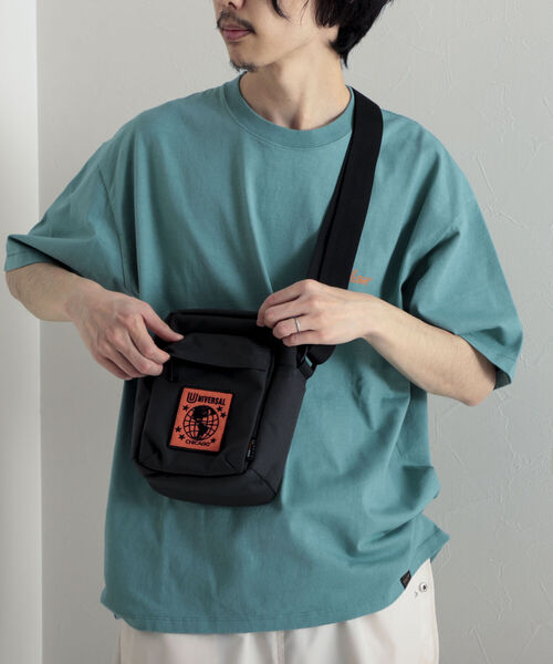 UNIVERSAL OVERALL（ユニバーサルオーバーオール）の「【UNIVERSAL OVERALL/ユニバーサルオーバーオール】Suare shoulder（ショルダーバッグ・メンズ・ブラック/グレー/ベージュ・FREE）」の5枚目の写真