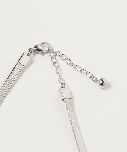 Ray BEAMS（レイビームス）の「Ray BEAMS / フラット スネーク チェーン ネックレス（ネックレス・レディース・シルバー/ゴールド・ONE SIZE）」の5枚目の写真