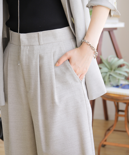 B.C STOCK（ベーセーストック）の「シャンブレーブッチャーショートパンツ（その他パンツ・レディース・ベージュ/アイボリー・SMALL/MEDIUM）」の3枚目の写真