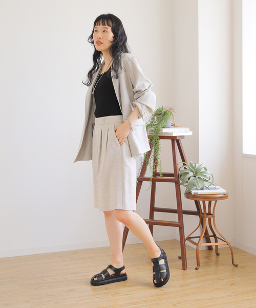 B.C STOCK（ベーセーストック）の「シャンブレーブッチャーショートパンツ（その他パンツ・レディース・ベージュ/アイボリー・SMALL/MEDIUM）」の5枚目の写真