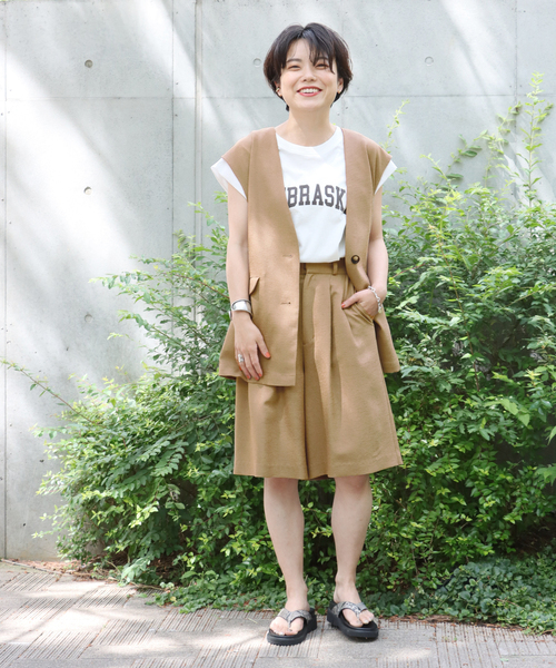 B.C STOCK（ベーセーストック）の「シャンブレーブッチャーショートパンツ（その他パンツ・レディース・ベージュ/アイボリー・SMALL/MEDIUM）」の17枚目の写真