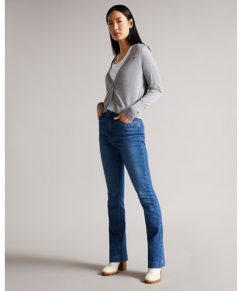 Ted Baker(テッドベーカー)の「AIYLEEN Vフロント クロップド カーディガン(カーディガン/ボレロ・レディース・キャメル/グレー系その他2・3/0/2/1)」の5枚目の写真