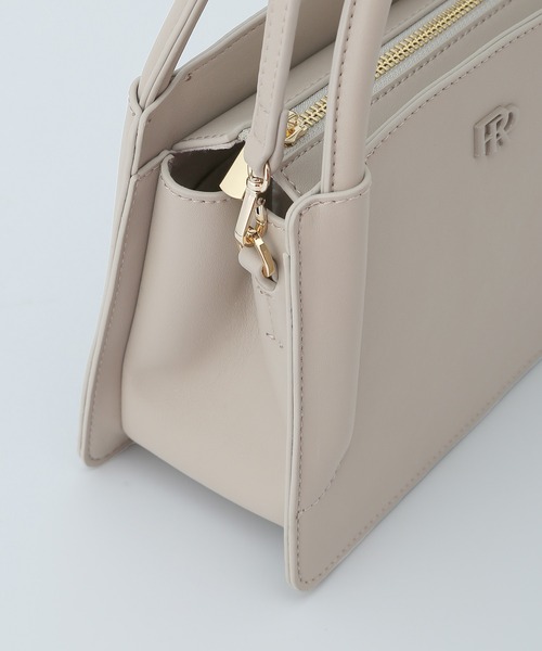 ROPE'（ロペ）の「2WAYロゴポイントミニバッグ（ショルダーバッグ・レディース・グリーン/ダークブラウン/ライトグレー・FREE）」の8枚目の写真