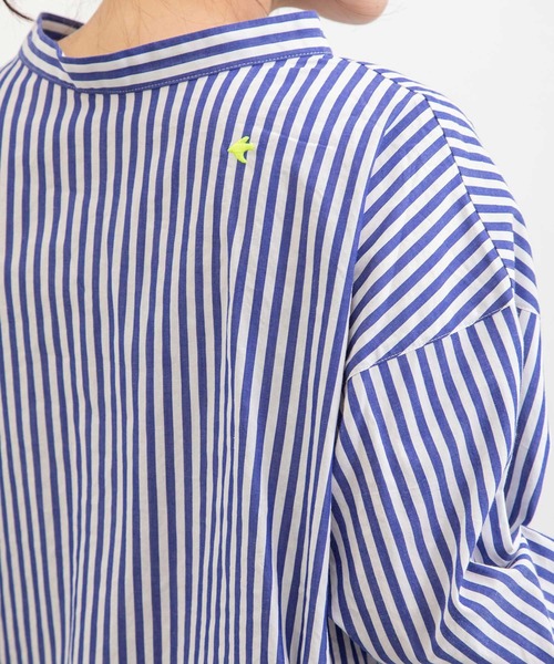 POU DOU DOU（プードゥドゥ）の「とり刺繍裾スカラップ2wayブラウス（シャツ/ブラウス・レディース・オフホワイト/ブルー/ダークグレー・3）」の12枚目の写真