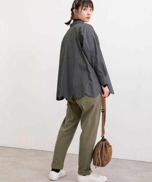 POU DOU DOU（プードゥドゥ）の「とり刺繍裾スカラップ2wayブラウス（シャツ/ブラウス・レディース・オフホワイト/ブルー/ダークグレー・3）」の20枚目の写真