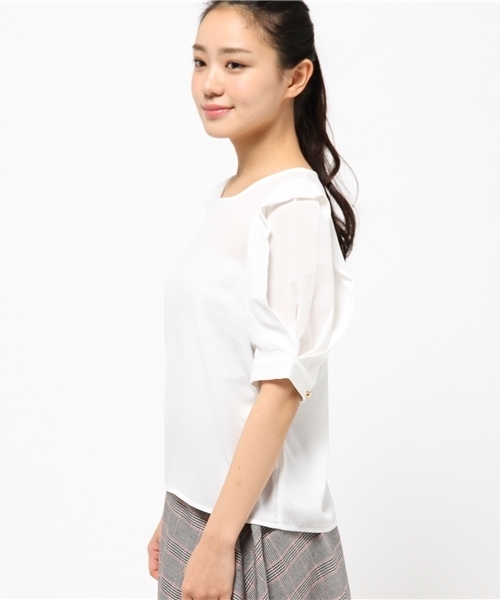 Chico（チコ）の「袖タックBL（シャツ/ブラウス・レディース・ホワイト/ライトブルー/グレー・FREE）」の5枚目の写真