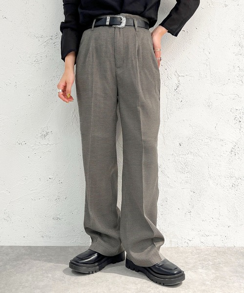 apres jour mignon（アプレジュールミニョン）の「チェックストレートパンツ【SETUP着用可能】【ZOZOTOWN限定アイテム】（その他パンツ・レディース・グレー/ダークブラウン/ベージュ・SMALL/MEDIUM/X-LARGE）」の4枚目の写真