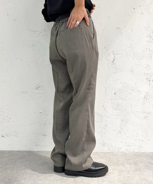 apres jour mignon（アプレジュールミニョン）の「チェックストレートパンツ【SETUP着用可能】【ZOZOTOWN限定アイテム】（その他パンツ・レディース・グレー/ダークブラウン/ベージュ・SMALL/MEDIUM/X-LARGE）」の6枚目の写真