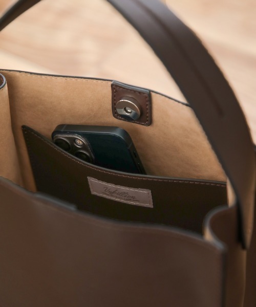 Bou Jeloud（ブージュルード）の「サイドスナップインバックセット（ハンドバッグ・レディース・チャコールグレー/アイボリー/A・-）」の11枚目の写真