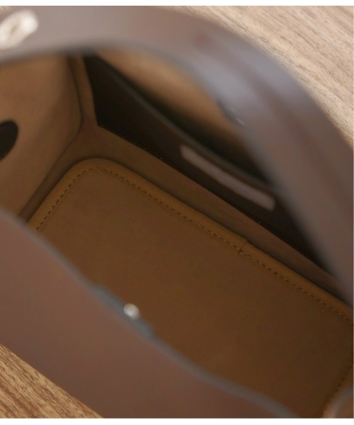 Bou Jeloud（ブージュルード）の「サイドスナップインバックセット（ハンドバッグ・レディース・チャコールグレー/アイボリー/A・-）」の19枚目の写真