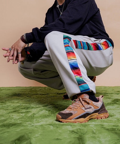 UMBRO(アンブロ)の「UMBRO x atmos x 24 KARATS BUMPY / アンブロ バンピー アトモス X 24 カラッツ【SP】(スニーカー・レディース・ブラウン・23.0cm/24.5cm/24.0cm/25.0cm/23.5cm)」の5枚目の写真