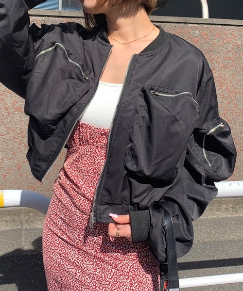 SHAGGIE（シャギー）の「袖ギャザーショートミリタリーMA-1（MA