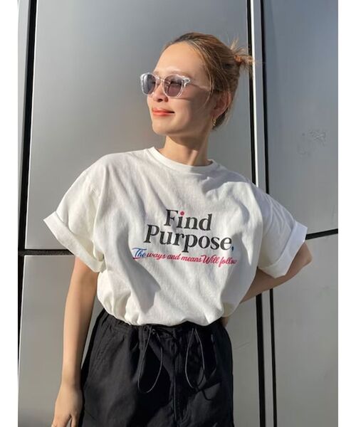Ungrid（アングリッド）の「Find PurposeロゴルーズTee（Tシャツ/カットソー・レディース・ベージュ/ネイビー/オフホワイト・FREE）」の16枚目の写真
