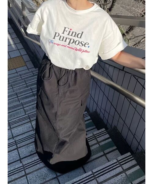 Ungrid（アングリッド）の「Find PurposeロゴルーズTee（Tシャツ/カットソー・レディース・ベージュ/ネイビー/オフホワイト・FREE）」の17枚目の写真