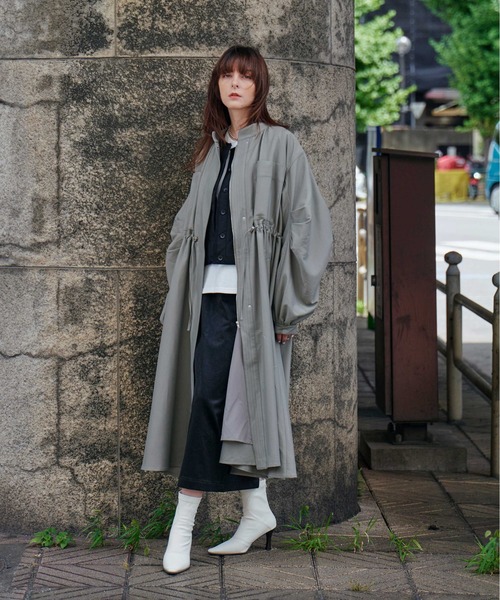 KOH.style（コースタイル）の「バックプリーツM-65ミリタリーコート（スカート・レディース・キャメル/ブラック/カーキ・LARGE/MEDIUM）」の4枚目の写真