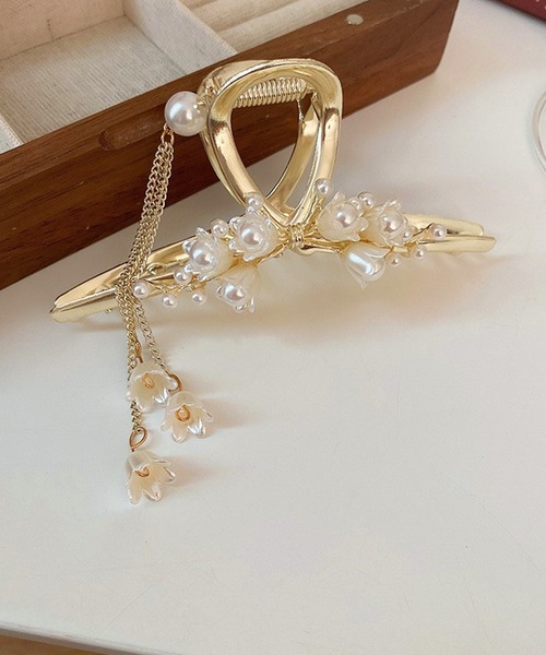 Jasmine Grandiflorum（ジャスミングランディフローラム）の「【Jasmine】お花のガーデンヘアクリップ（バレッタ/ヘアクリップ・レディース・その他7/その他9/その他6/その他8/その他1/その他2/その他3/その他5/その他11・7/9/6/8/1/2/3/5/11）」の5枚目の写真