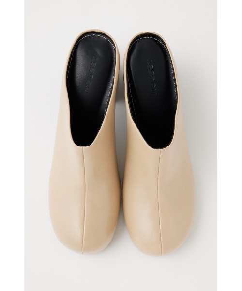 MOUSSY（マウジー）の「CHUNKY SOLE CLOG ミュール（パンプス・レディース・ベージュ/ブラック/グリーン・L/S/M/LARGE）」の5枚目の写真