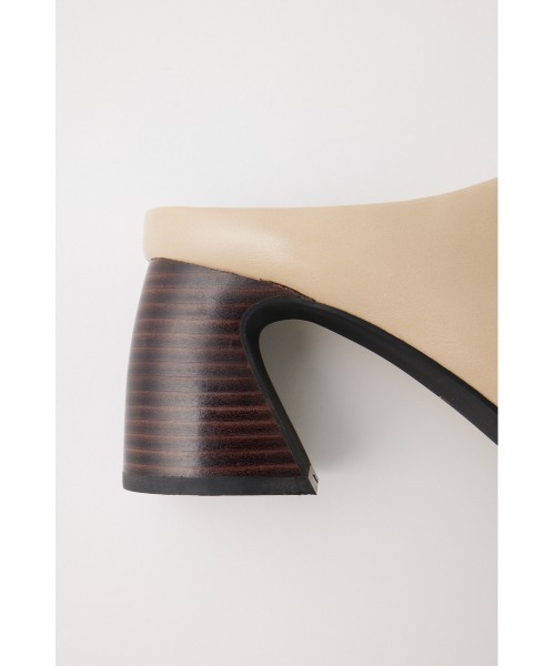 MOUSSY（マウジー）の「CHUNKY SOLE CLOG ミュール（パンプス・レディース・ベージュ/ブラック/グリーン・L/S/M/LARGE）」の10枚目の写真