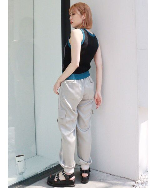 MURUA（ムルーア）の「リブジョガーパンツ（スウェットパンツ・レディース・ブラック/グレー・1/2）」の6枚目の写真