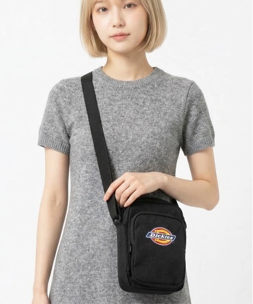 Dickies(ディッキーズ)の「【Dickies】 ICON MINI SHOULDER(ショルダーバッグ・レディース・ブラック/ブルー/ベージュ/オレンジ/ピンク/グリーン・FREE)」の1枚目の写真
