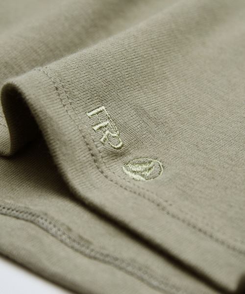 ROPE'（ロペ）の「【PETIT BATEAU（プチバトー）×ROPE'】ラウンドネックTEE（Tシャツ/カットソー・レディース・ホワイト/ブラック/オリーブ/ホワイト系その他2/ブルー系その他4・M/S）」の12枚目の写真