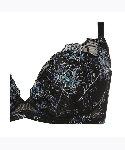 Triumph（トリンプ）の「【脇から寄せて、スリムに盛れる】天使のブラ スリムライン 極上ライト564 ブラジャー【B,Cカップ】TR564 WHU（ブラジャー・レディース・ライトブルー/ブラック/ベージュ/オレンジ・B70/B75/C65/C70/C75/C80/C85/C90/C95）」の5枚目の写真