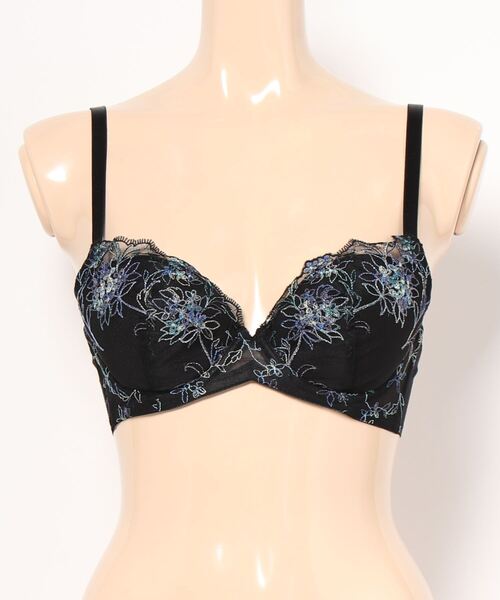 Triumph（トリンプ）の「【脇から寄せて、スリムに盛れる】天使のブラ スリムライン 極上ライト564 ブラジャー【B,Cカップ】TR564 WHU（ブラジャー・レディース・ライトブルー/ブラック/ベージュ/オレンジ・B70/B75/C65/C70/C75/C80/C85/C90/C95）」の19枚目の写真