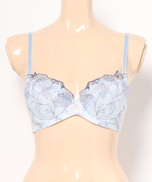 Triumph（トリンプ）の「【脇から寄せて、スリムに盛れる】天使のブラ スリムライン 極上ライト564 ブラジャー【B,Cカップ】TR564 WHU（ブラジャー・レディース・ライトブルー/ブラック/ベージュ/オレンジ・B70/B75/C65/C70/C75/C80/C85/C90/C95）」の18枚目の写真