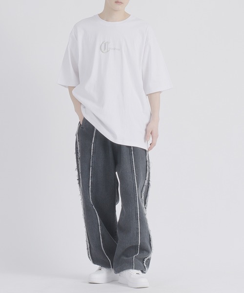 RE730（アールイーセブンサーティー）の「RE730 十字薔薇モチーフ　半袖ビッグシルエットTシャツ（Tシャツ/カットソー・メンズ・オフホワイト/ブラック/チャコールグレー・LARGE/MEDIUM/X-LARGE）」の8枚目の写真