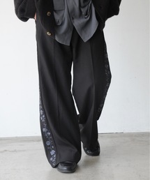 NILWAY | ワイドフレアサイドライン花刺繍パンツ(スラックス)