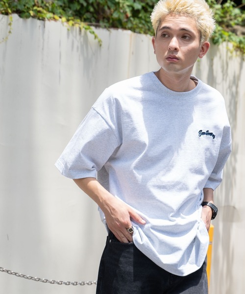 WEGO(ウィゴー)の「WEGO/ヘビーウエイトワンポイントロゴT(Tシャツ/カットソー・メンズ・グレー/ホワイト/ブラック/ダークグリーン・MEDIUM/LARGE)」の4枚目の写真