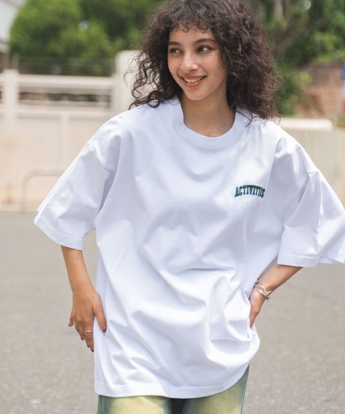 WEGO(ウィゴー)の「WEGO/ヘビーウエイトワンポイントロゴT(Tシャツ/カットソー・メンズ・グレー/ホワイト/ブラック/ダークグリーン・MEDIUM/LARGE)」の3枚目の写真