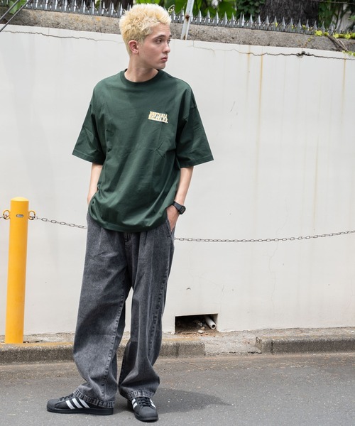WEGO(ウィゴー)の「WEGO/ヘビーウエイトワンポイントロゴT(Tシャツ/カットソー・メンズ・グレー/ホワイト/ブラック/ダークグリーン・MEDIUM/LARGE)」の13枚目の写真
