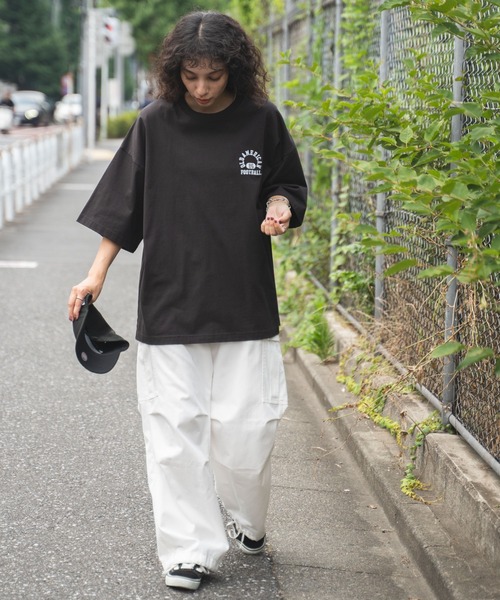 WEGO(ウィゴー)の「WEGO/ヘビーウエイトワンポイントロゴT(Tシャツ/カットソー・メンズ・グレー/ホワイト/ブラック/ダークグリーン・MEDIUM/LARGE)」の9枚目の写真