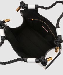 MARNI（マルニ）の「ホワイト＆ブラック キャンバス Marcel