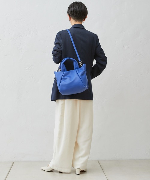 Actually（アクチュアリー）の「フェイクレザー 中綿2wayトート（トートバッグ・レディース・イエロー/アイボリー/ブラック/ブルー・フリー）」の13枚目の写真