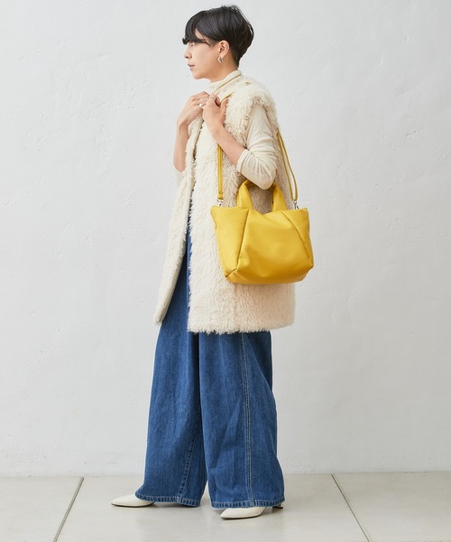 Actually（アクチュアリー）の「フェイクレザー 中綿2wayトート（トートバッグ・レディース・イエロー/アイボリー/ブラック/ブルー・フリー）」の18枚目の写真